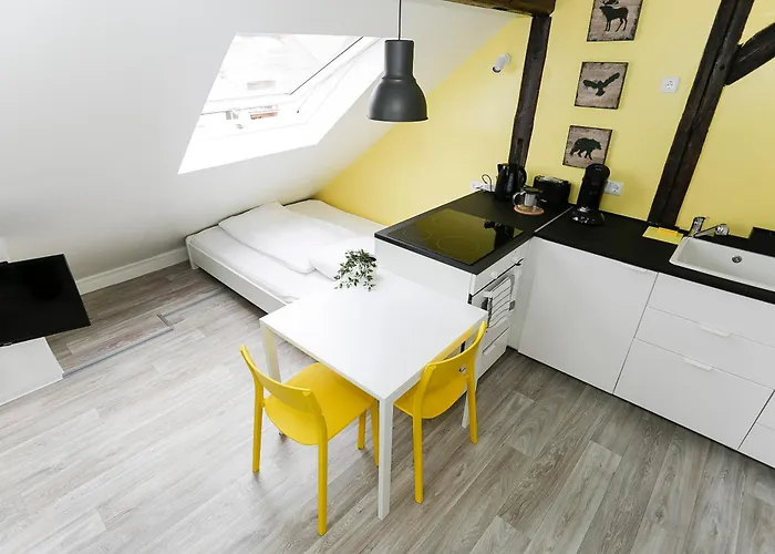 Zentral Gelegene Monteur-dg-wohnung Apartment Nürnberg