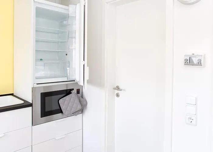 Zentral Gelegene Monteur-dg-wohnung Apartment Nürnberg
