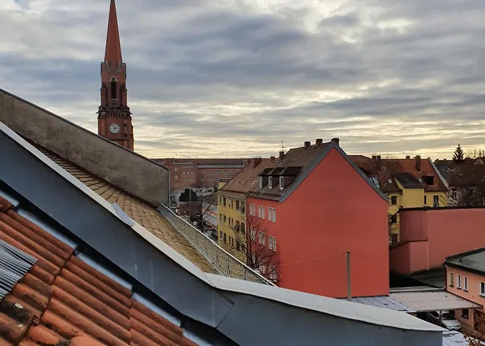 Zentral Gelegene Monteur-dg-wohnung *